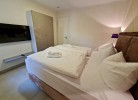 2. Schlafzimmer